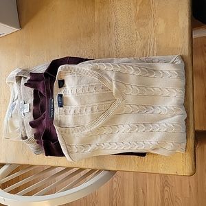 Bundle of men's sweater vest 4 in total name brands